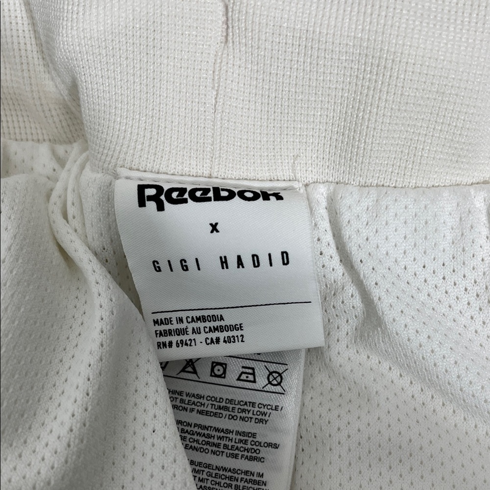 Reebok X Gigi Hadid Joggers - Picture 11 of 17